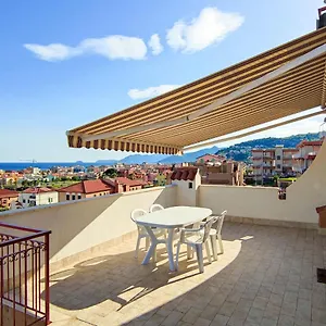 Bella Vista - By Ligooria Pietra Ligure